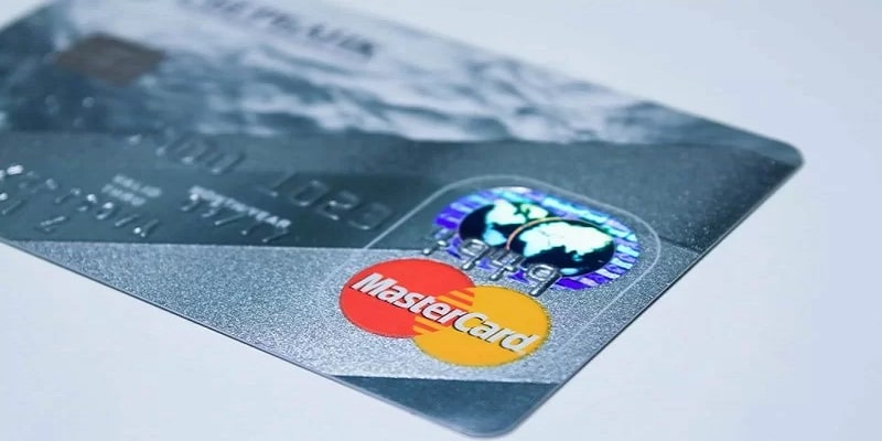 Mỗi loại thẻ được áp dụng một mức phí thường niên khác nhau