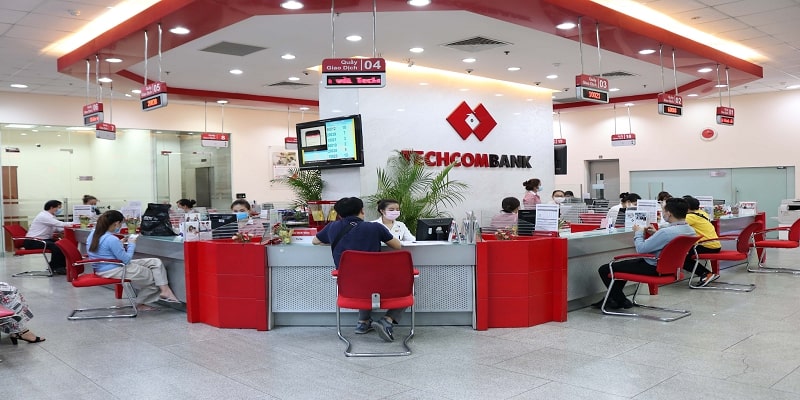Ngoài số tổng đài, bạn cũng có thể liên hệ đến số hotline của chi nhánh/PGD Techcombank